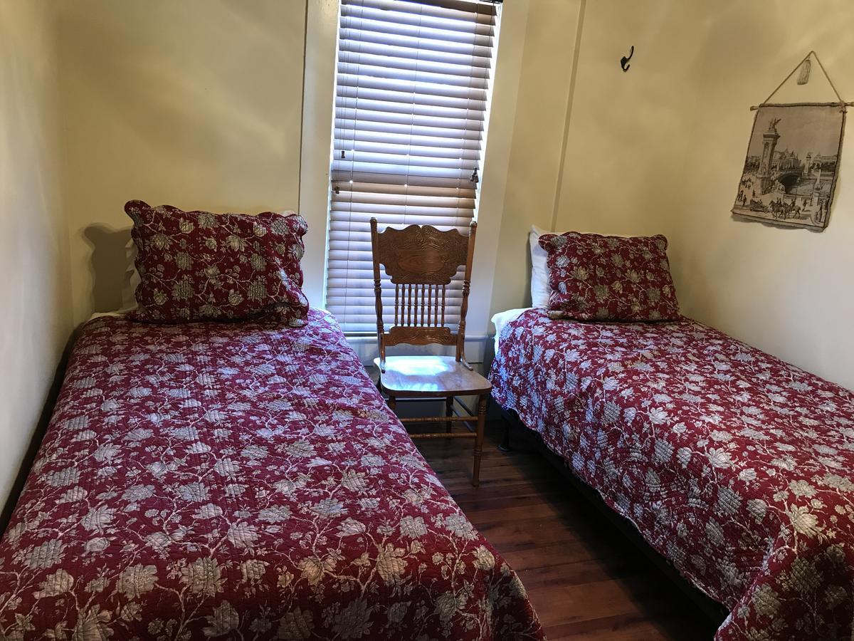 Dabbs Hotel Bed And Breakfast Llano Kültér fotó